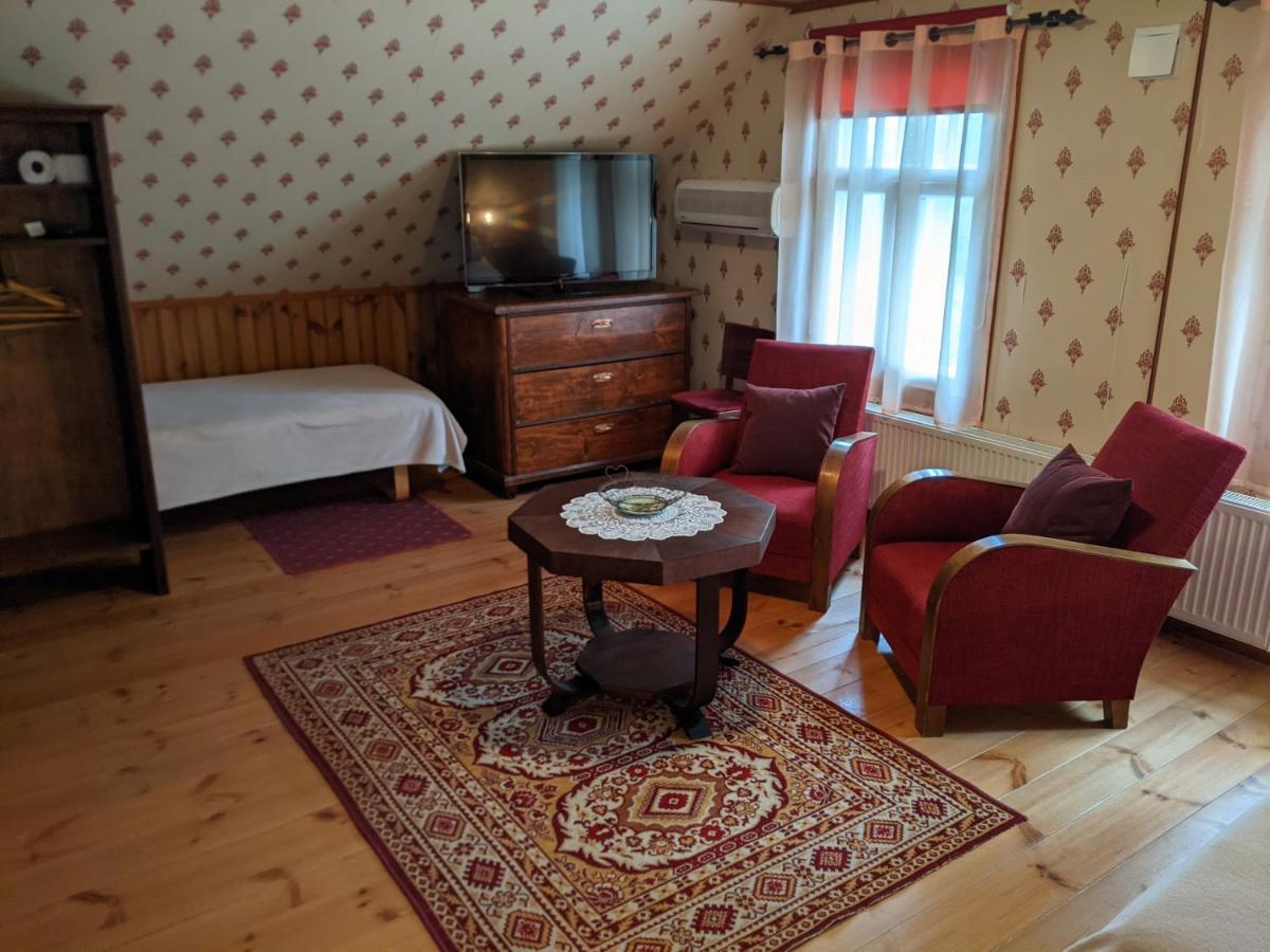 Avinurme Hostel Luaran gambar